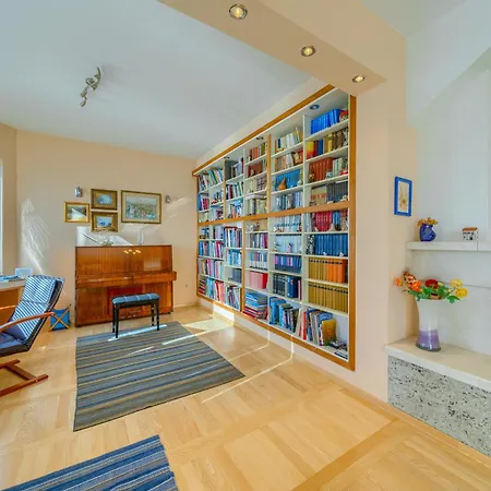 5 Bedroom Family In Makarska, Heated Pool And Jacuzzi Villa *